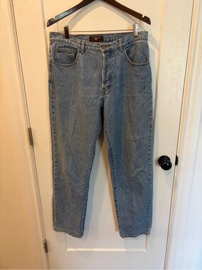 Classic women’s Light Blue Denim Jeans Long